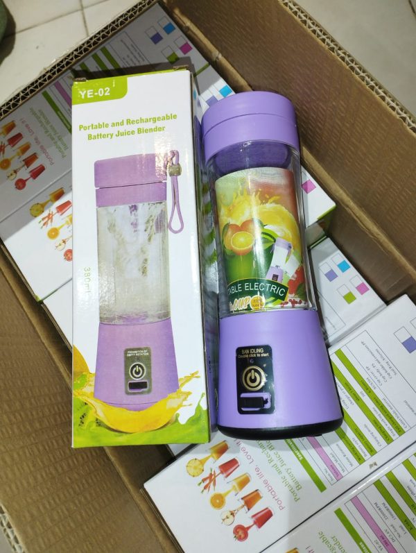 Portable Mini 6 Blade Juicer Blender | Outdoor Juicing Cup (380ml) – Rechargeable